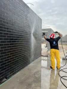 Pressure washing service